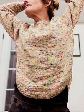 Anthropologie Sweater  Side Slits lightweight Size Small